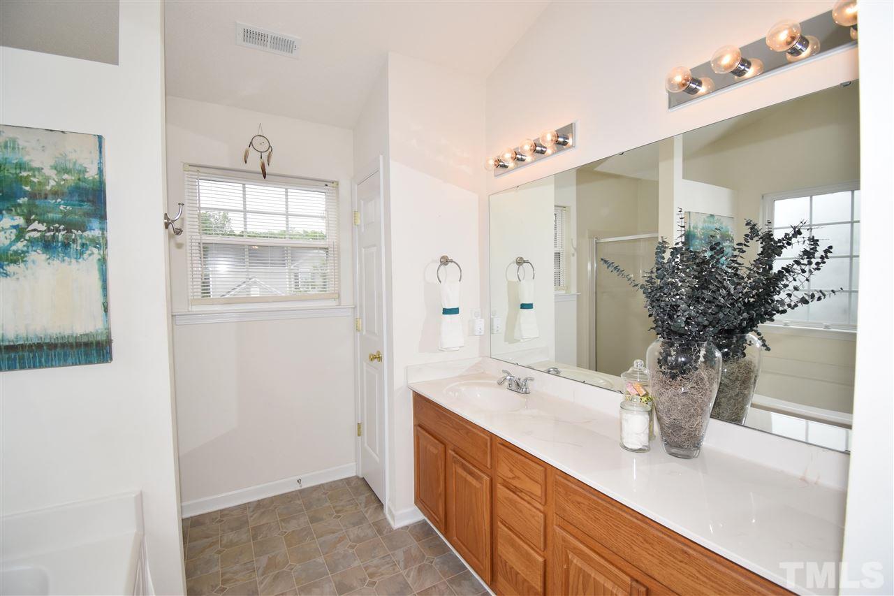 3352 Marshlane Way Raleigh, NC 27610 - Photo 18 of 23 Gallery Image 18