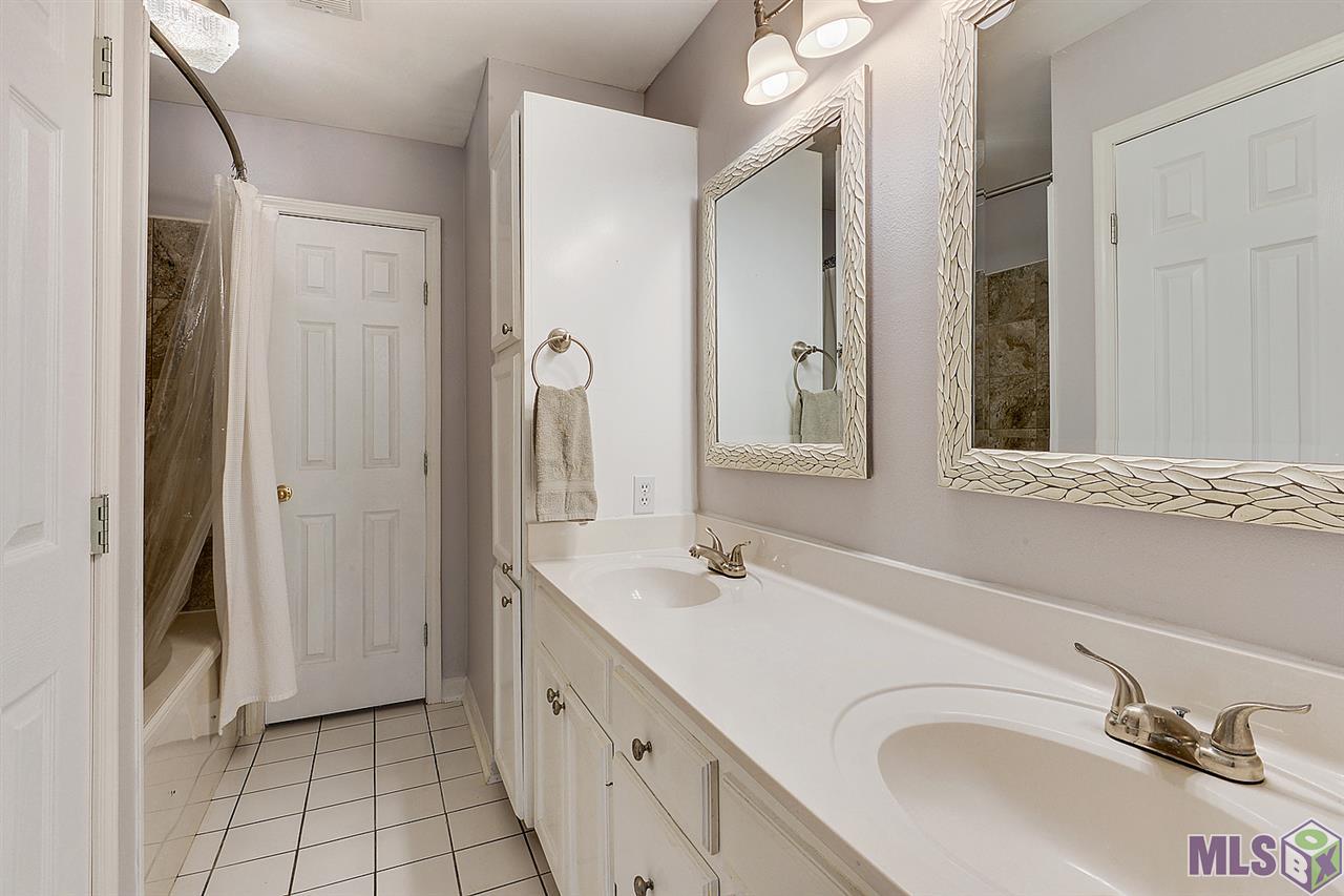 2142 Pecan Ridge Avenue Baton Rouge, LA 70816 - Photo 9 of 11