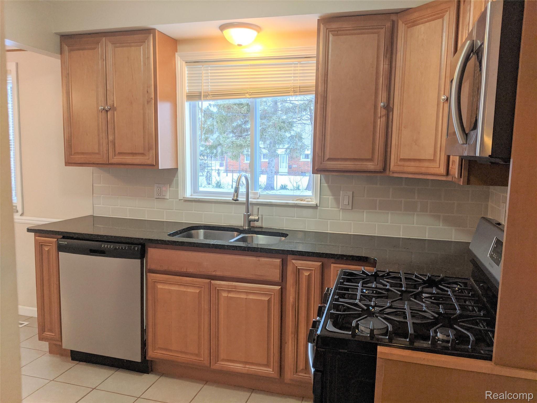 7239 Edward Avenue Center Line, MI 48015 - Photo 9 of 28 kitchen 2a.jpg