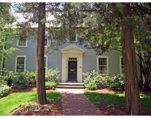 29 Woodbine Road Belmont, MA 02478 - Photo 1 of 1 a front view of a house with garden