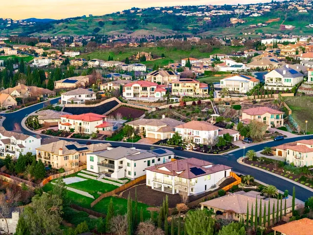 $2,690,000 | 762 Glen-Mady Way, Folsom, CA 95630