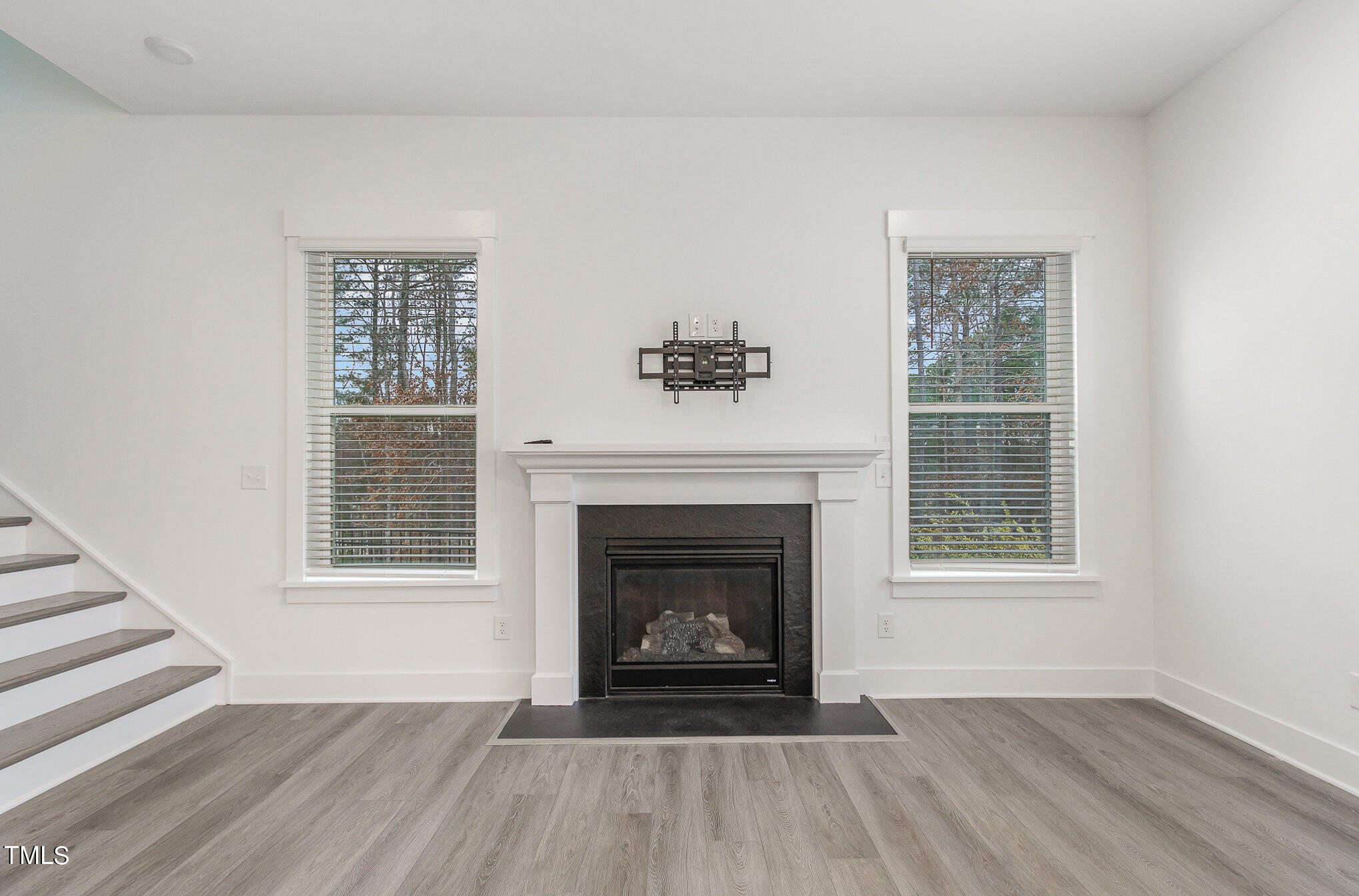 1901 Custom Lane Apex, NC 27502 - Photo 13 of 32 024_img_6011-edit