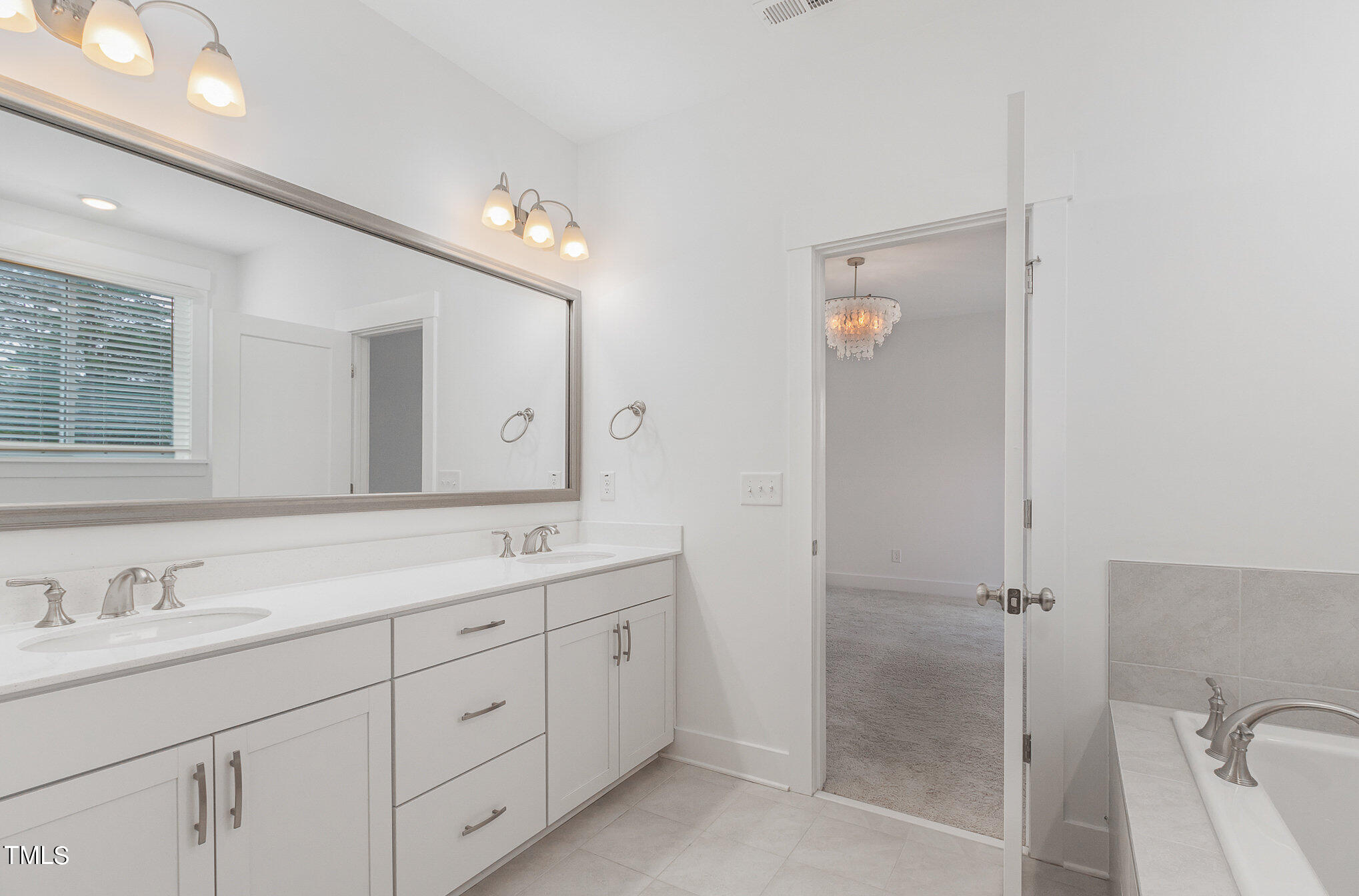 1901 Custom Lane Apex, NC 27502 - Photo 17 of 32 019_img_5989-edit