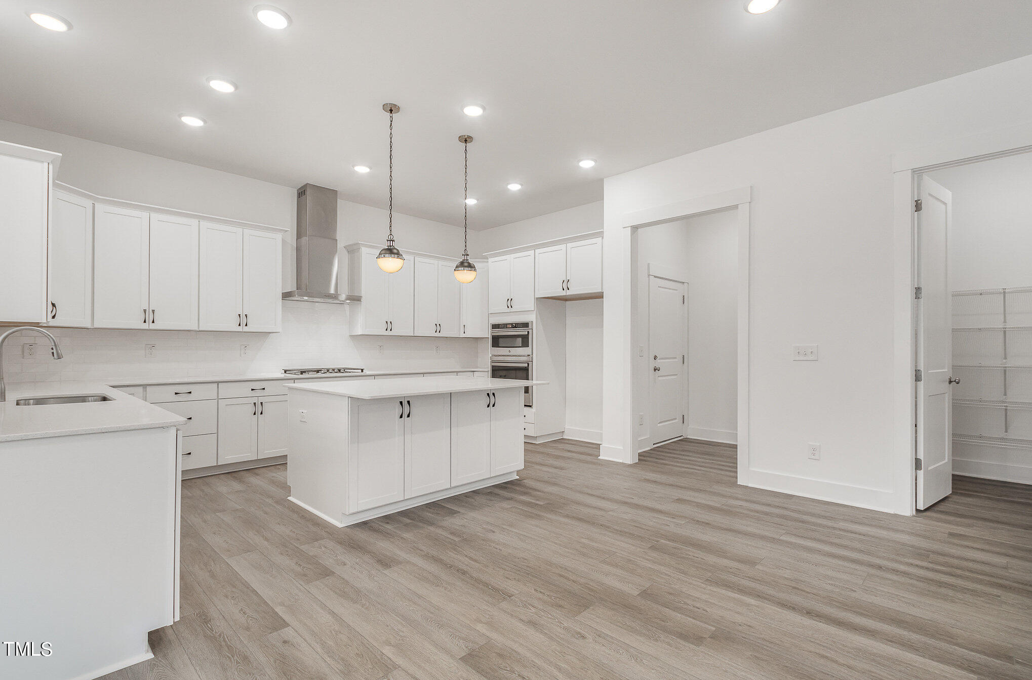 1901 Custom Lane Apex, NC 27502 - Photo 7 of 32 027_img_6017-edit