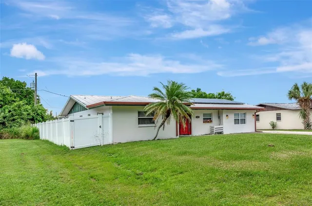 $370,000 | 509 Ridgewood Street Northwest, Port Charlotte, FL 33952