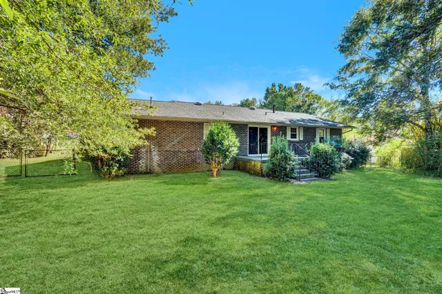 $199,900 | 104 Mitchell Street, Laurens, SC 29360