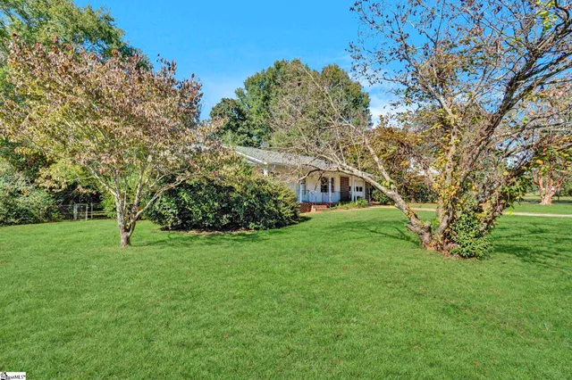 $199,900 | 104 Mitchell Street, Laurens, SC 29360