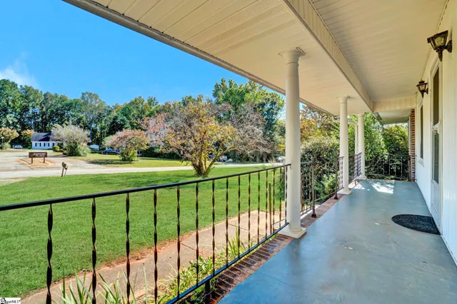 $199,900 | 104 Mitchell Street, Laurens, SC 29360