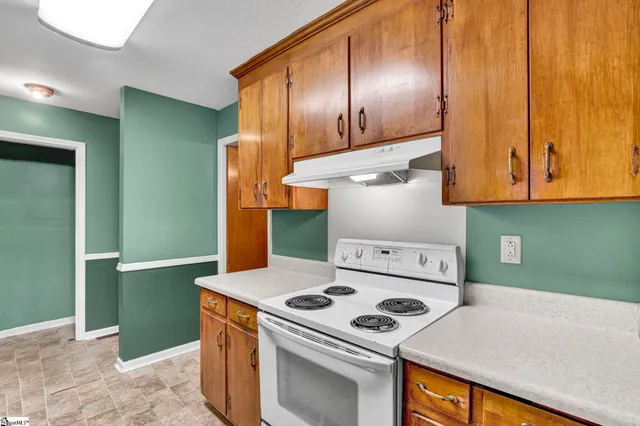 $199,900 | 104 Mitchell Street, Laurens, SC 29360