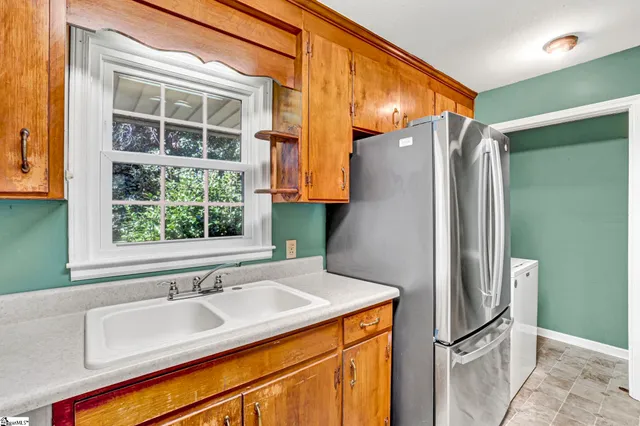 $199,900 | 104 Mitchell Street, Laurens, SC 29360