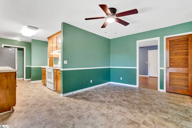 $199,900 | 104 Mitchell Street, Laurens, SC 29360