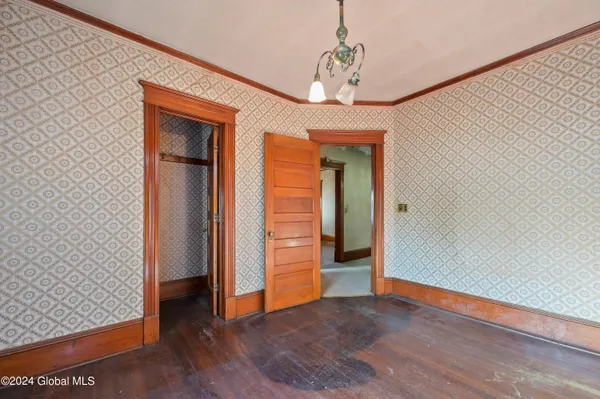 $249,900 | 616 East Main Street, Cobleskill, NY 12043