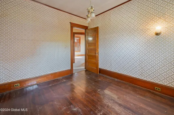 $249,900 | 616 East Main Street, Cobleskill, NY 12043