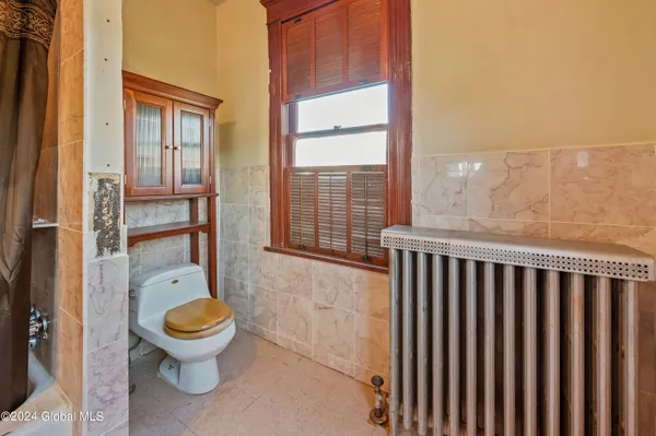 $249,900 | 616 East Main Street, Cobleskill, NY 12043