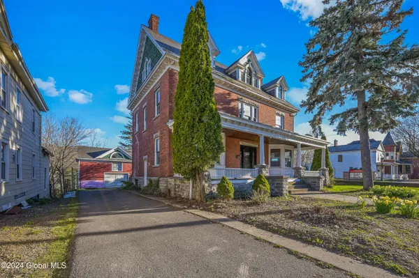 $249,900 | 616 East Main Street, Cobleskill, NY 12043