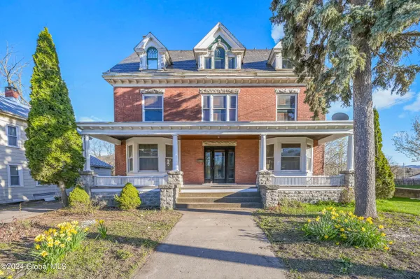 $249,900 | 616 East Main Street, Cobleskill, NY 12043