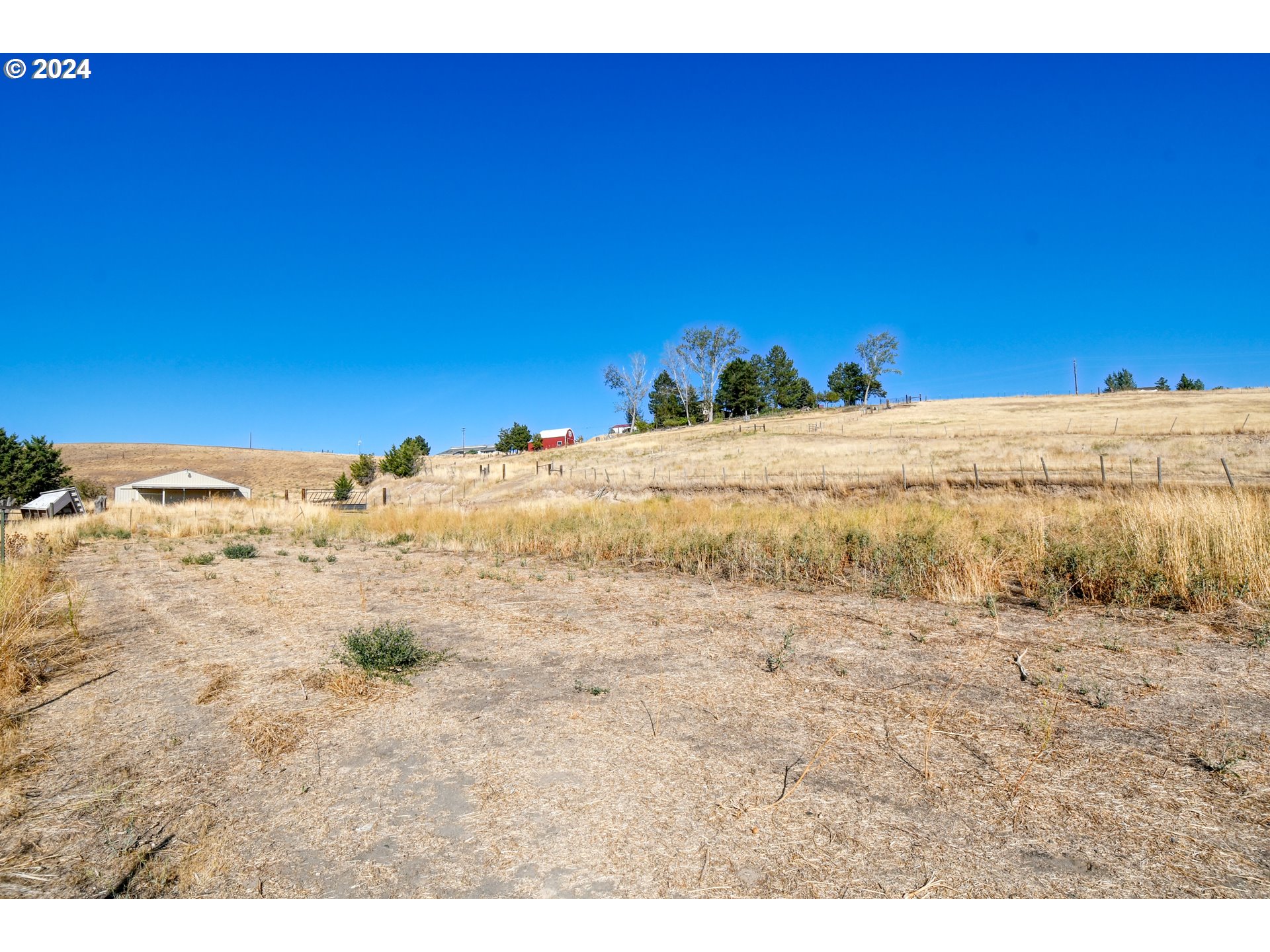 Jerico Lane Pendleton, OR 97801 - Photo 1 of 39 a view of ocean with beach