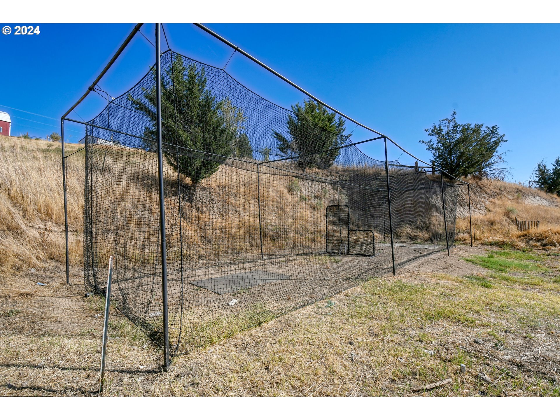 Jerico Lane Pendleton, OR 97801 - Photo 24 of 39 a view of a backyard