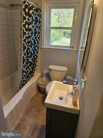 $2,500 | 3026 Crescent Avenue, Lafayette Hill, PA 19444