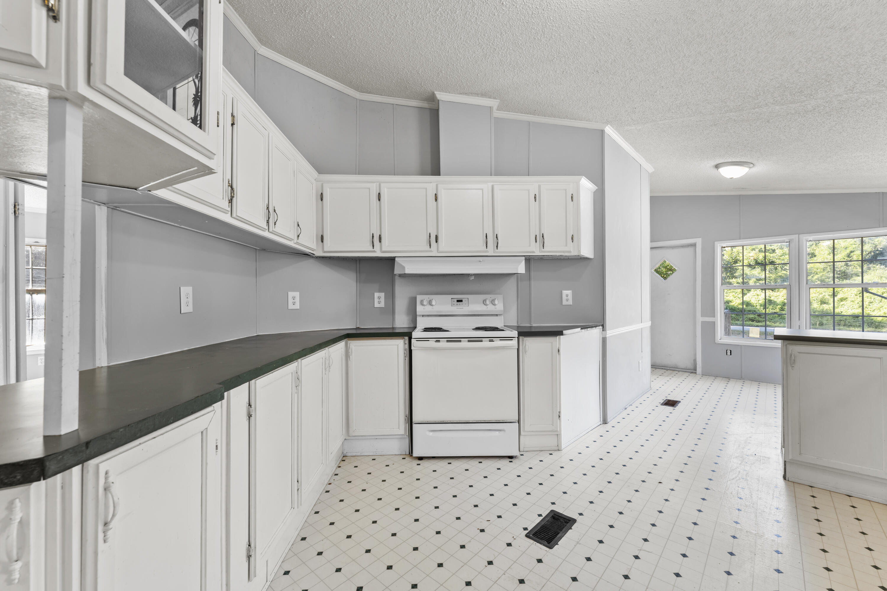 335 Hudson Road St. George, SC 29477 - Photo 22 of 36 P1070264