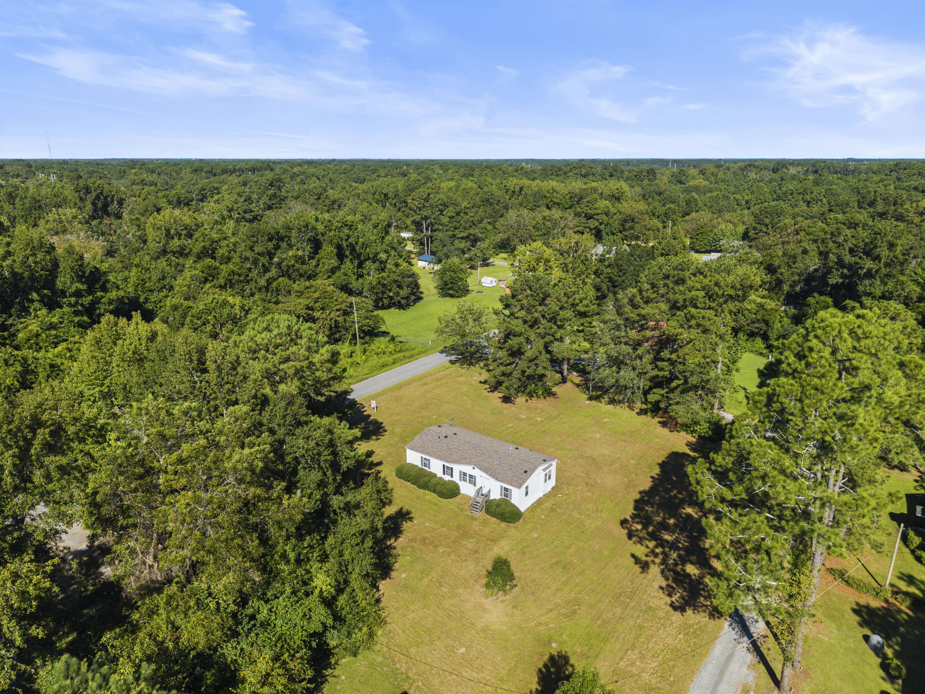 335 Hudson Road St. George, SC 29477 - Photo 8 of 36 DJI_20250902101704_0089_D