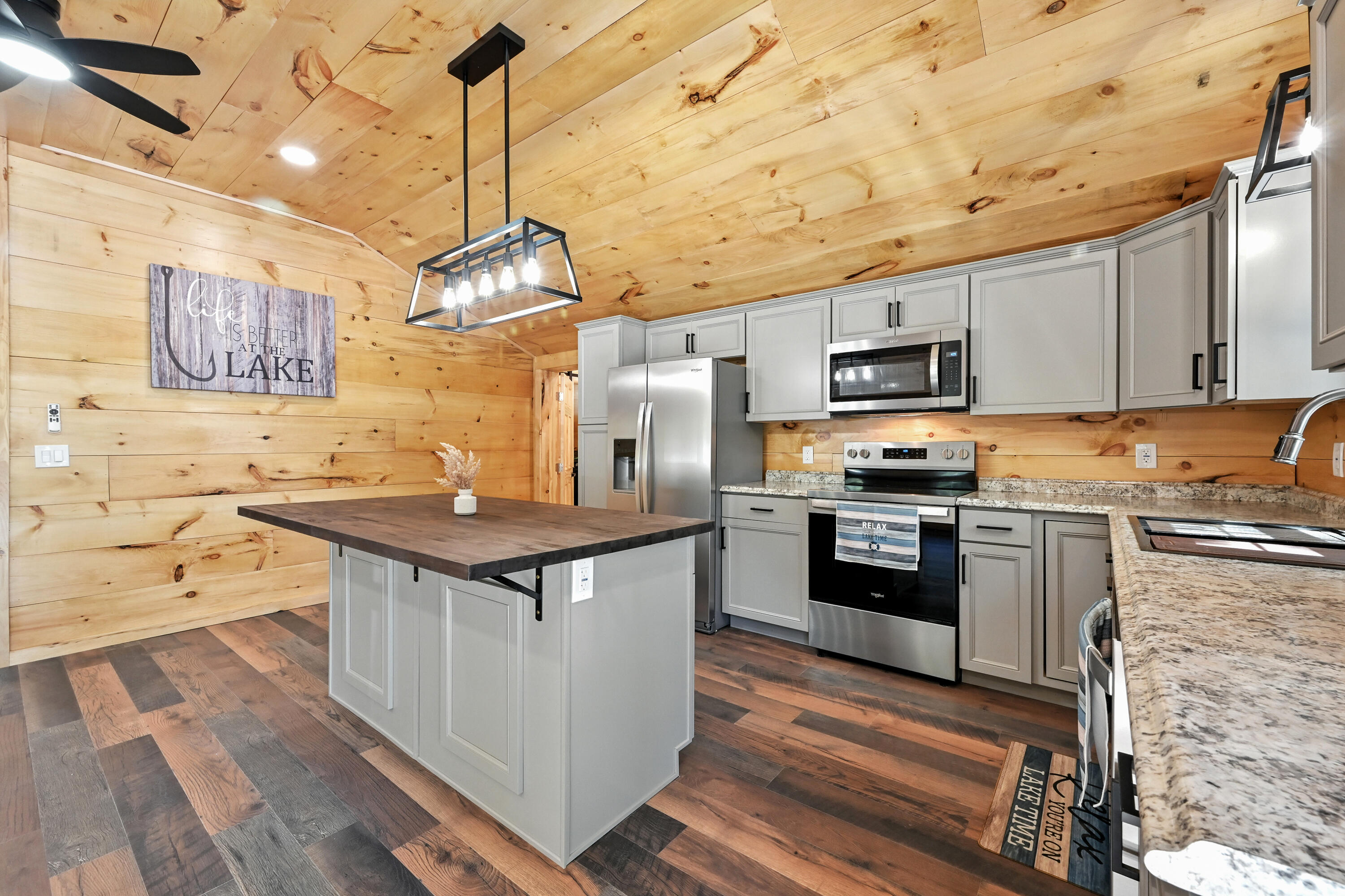 82 Sunflower Lane Sidney, ME 04330 - Photo 18 of 35 Kitchen4