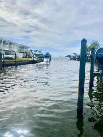 a view of barbeque grill with kitchen island