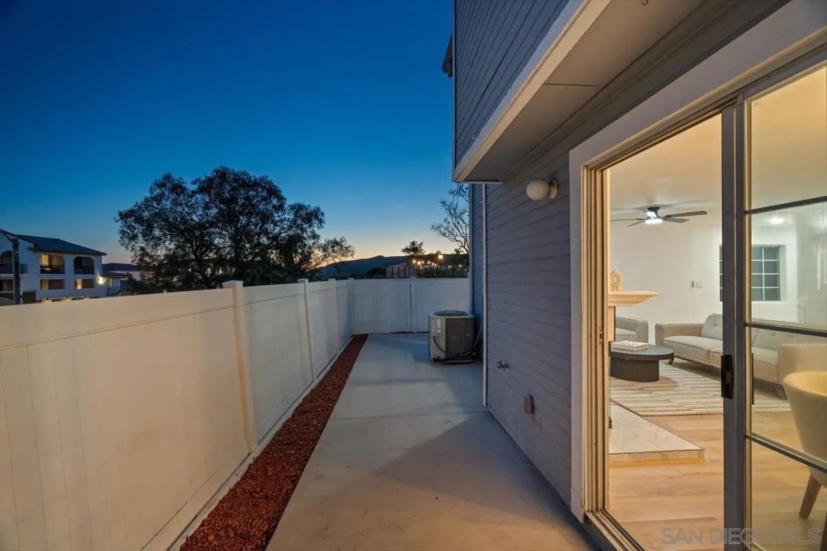 12865 Carriage Heights Way Poway, CA 92064 - Photo 33 of 42