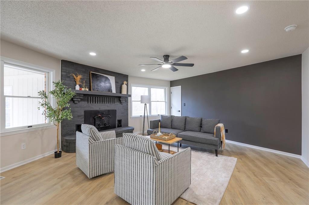 907 South State Rte J Peculiar, MO 64078 - Photo 29 of 78