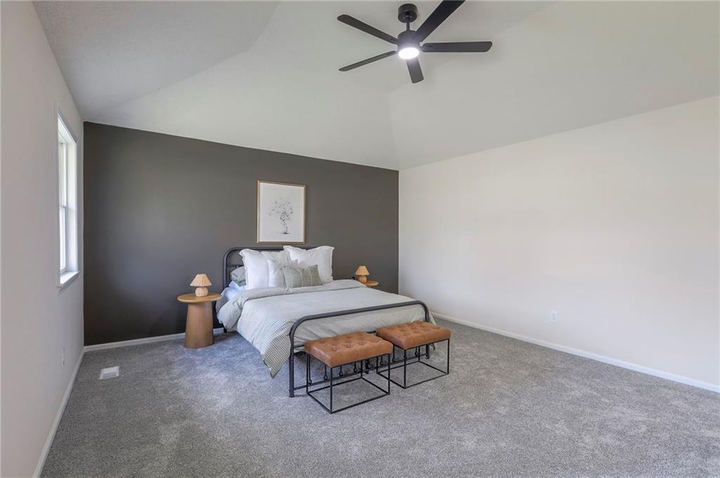 907 South State Rte J Peculiar, MO 64078 - Photo 40 of 78