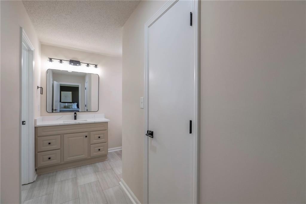 907 South State Rte J Peculiar, MO 64078 - Photo 44 of 78