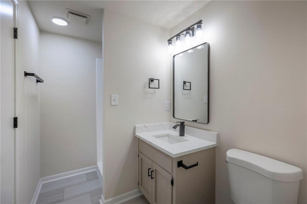 907 South State Rte J Peculiar, MO 64078 - Photo 66 of 78