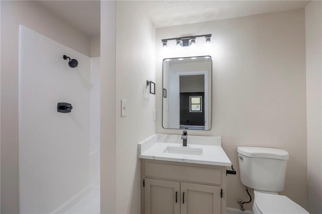 907 South State Rte J Peculiar, MO 64078 - Photo 67 of 78