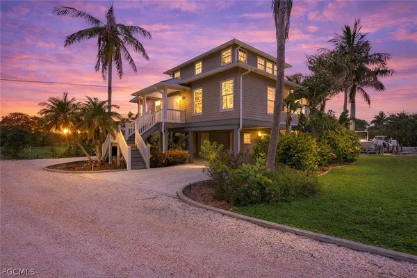 $926,500 | 16710 Bocilla Island Club Drive, Bokeelia, FL 33922