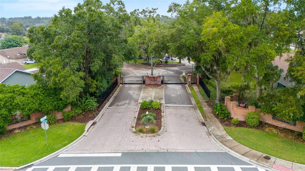 2305 Southeast 30th Street Ocala, FL 34471 - Photo 65 of 66 a view of a backyard with swimming pool