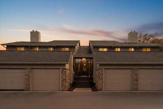 $238,000 | 11827 Sycamore Road, Plymouth, MI 48170