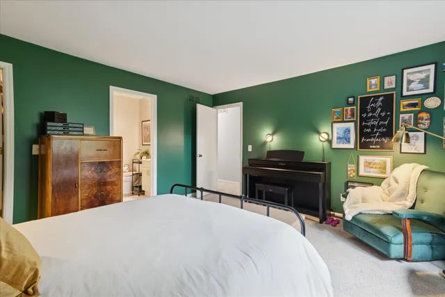 $238,000 | 11827 Sycamore Road, Plymouth, MI 48170