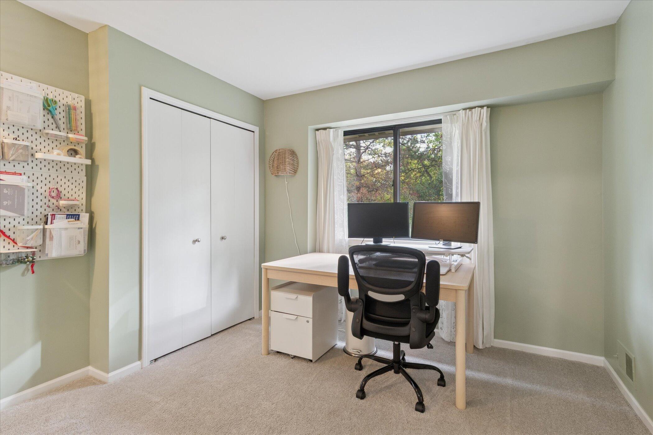 11827 Sycamore Road Plymouth, MI 48170 - Photo 24 of 34 24-11827-Sycamore-Rd-WindowStill