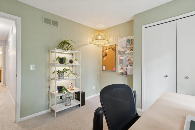 $238,000 | 11827 Sycamore Road, Plymouth, MI 48170