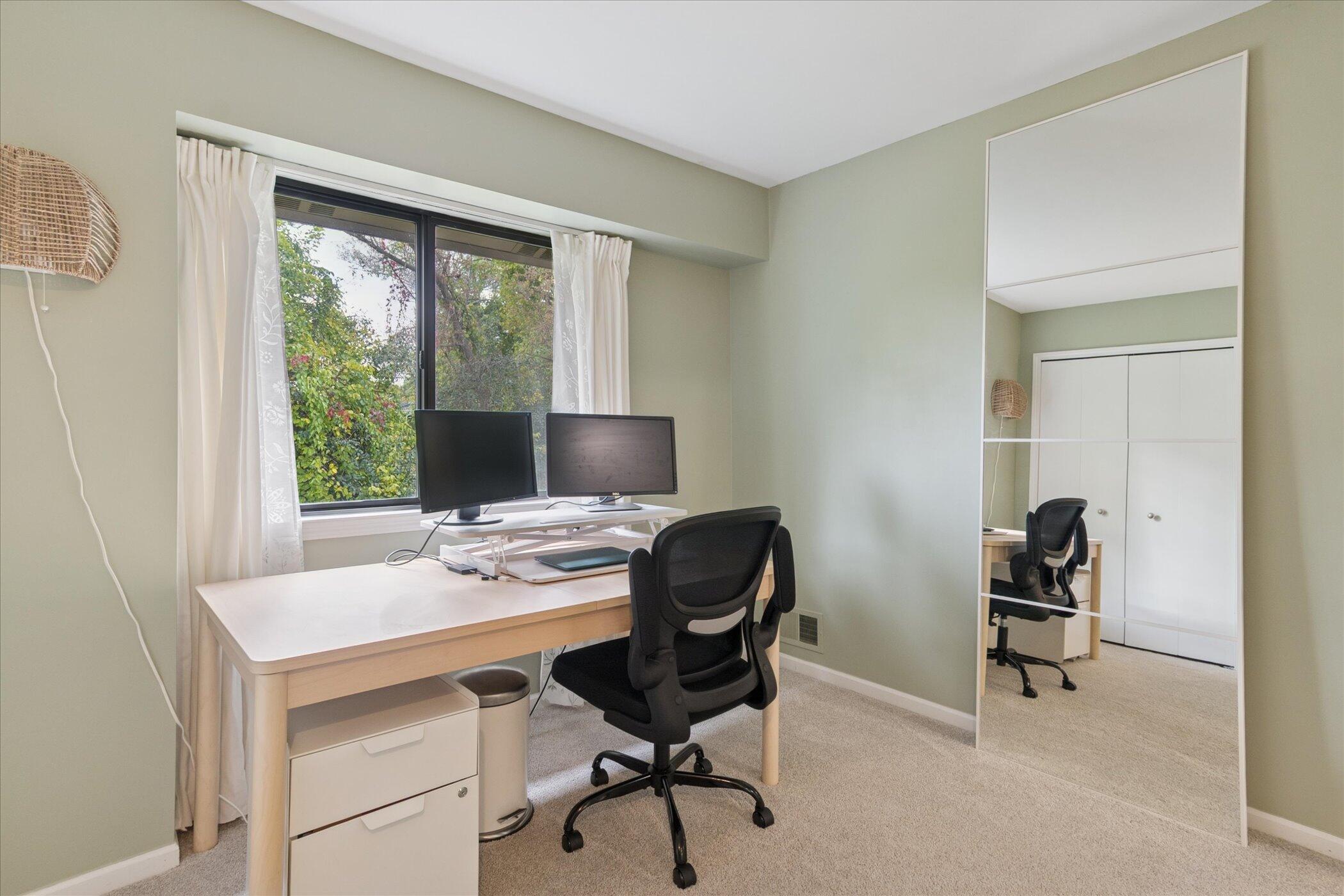 11827 Sycamore Road Plymouth, MI 48170 - Photo 26 of 34 26-11827-Sycamore-Rd-WindowStill