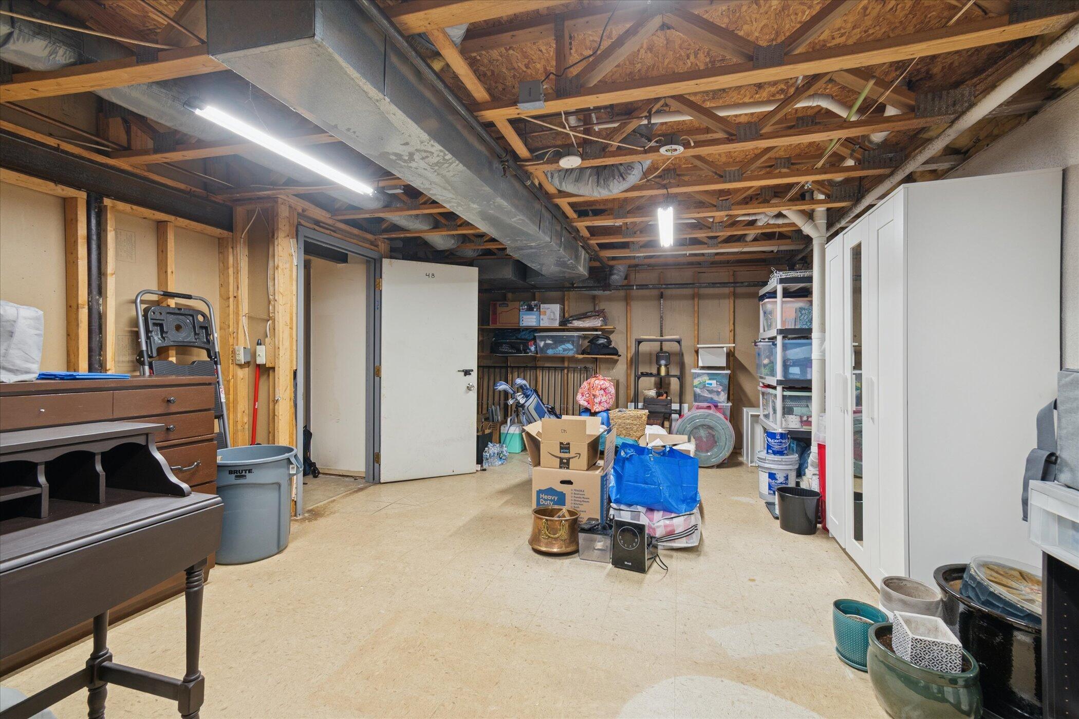 11827 Sycamore Road Plymouth, MI 48170 - Photo 30 of 34 33-11827-Sycamore-Rd-WindowStill