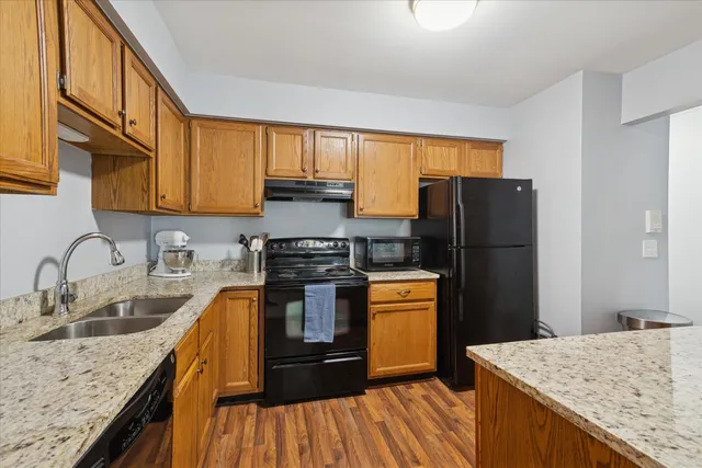 $238,000 | 11827 Sycamore Road, Plymouth, MI 48170