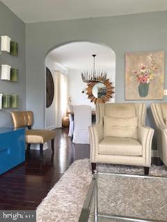 4801 Coleherne Road Baltimore, MD 21229 - Photo 6 of 51