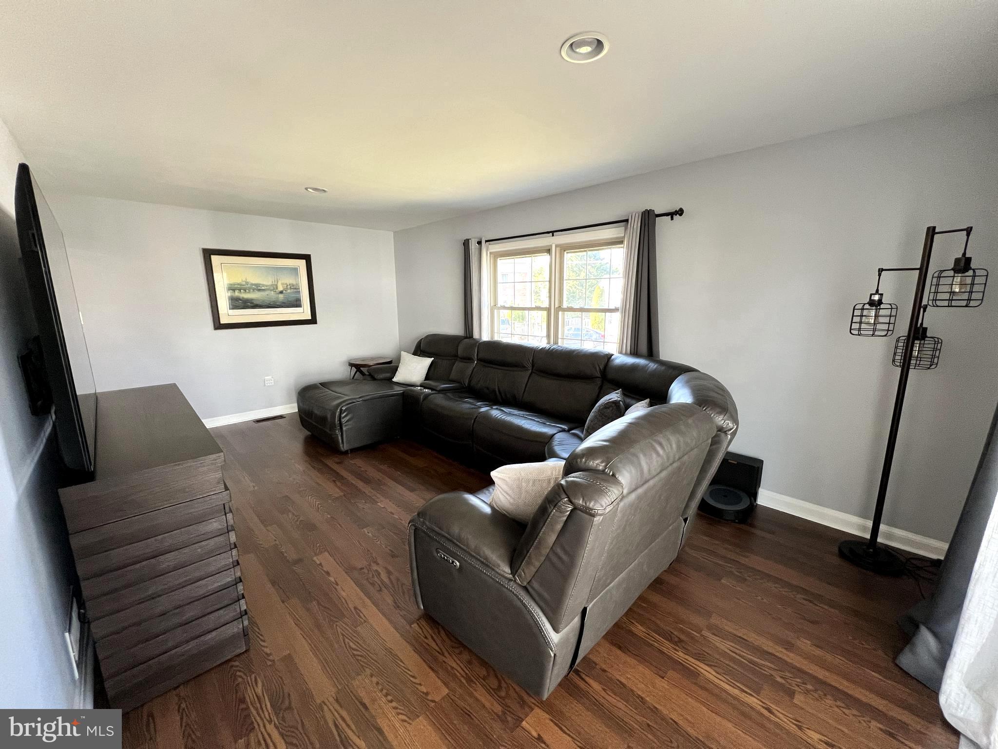 2903 Harrison Road Falls Church, VA 22042 - Photo 12 of 33 Family Room