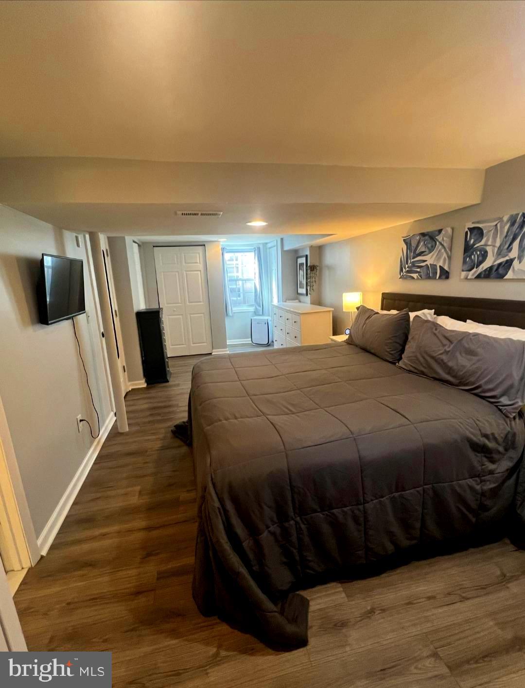 2903 Harrison Road Falls Church, VA 22042 - Photo 20 of 33 Primary Bedroom