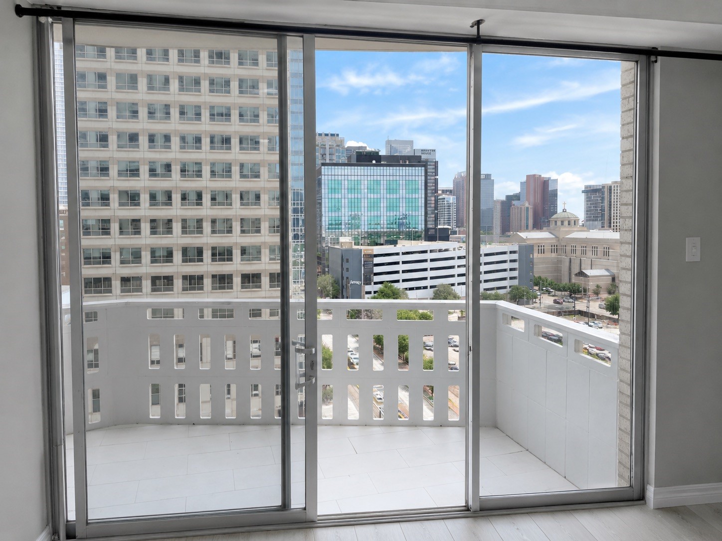 2016 Main Street, Unit 903 Houston, TX 77002 - Photo 8 of 25 Master Bed View 2