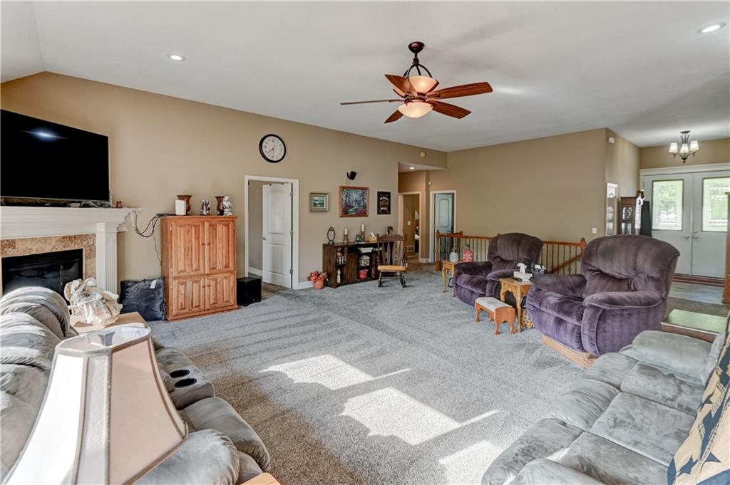 1018 North Old Mill Road Independence, MO 64056 - Photo 16 of 55