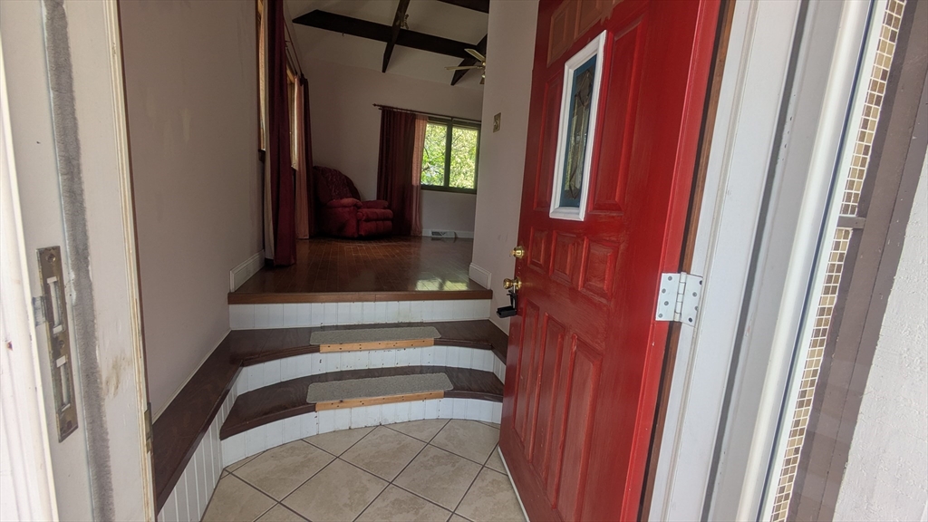 22 Vernon Street Boston, MA 02136 - Photo 2 of 24