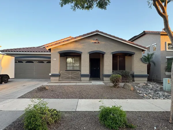 $2,300 | 18643 East Superstition Drive, Queen Creek, AZ 85142