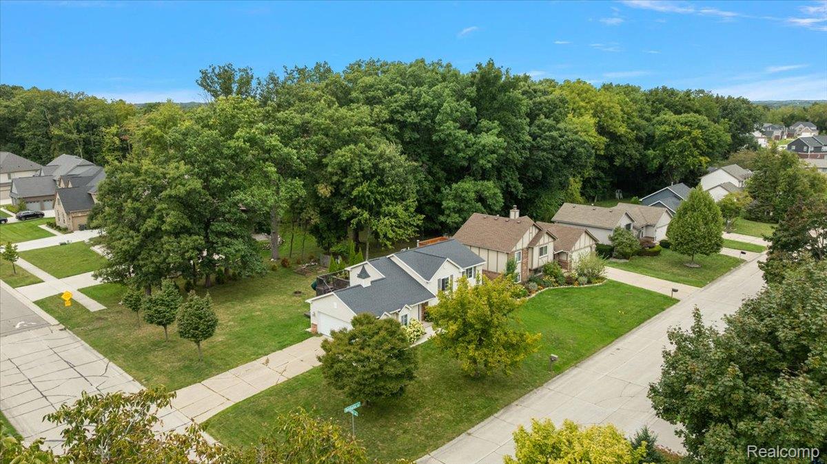 759 Kentucky Drive Rochester, MI 48307 - Photo 41 of 46 14-759 Kentucky-14.jpg